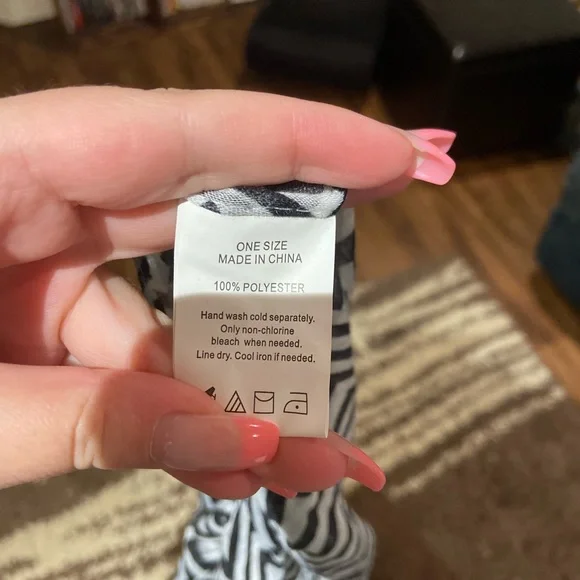 Target Infinity Scarf - Picture 3 of 3